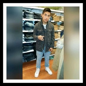 Meet your Posher, Jose